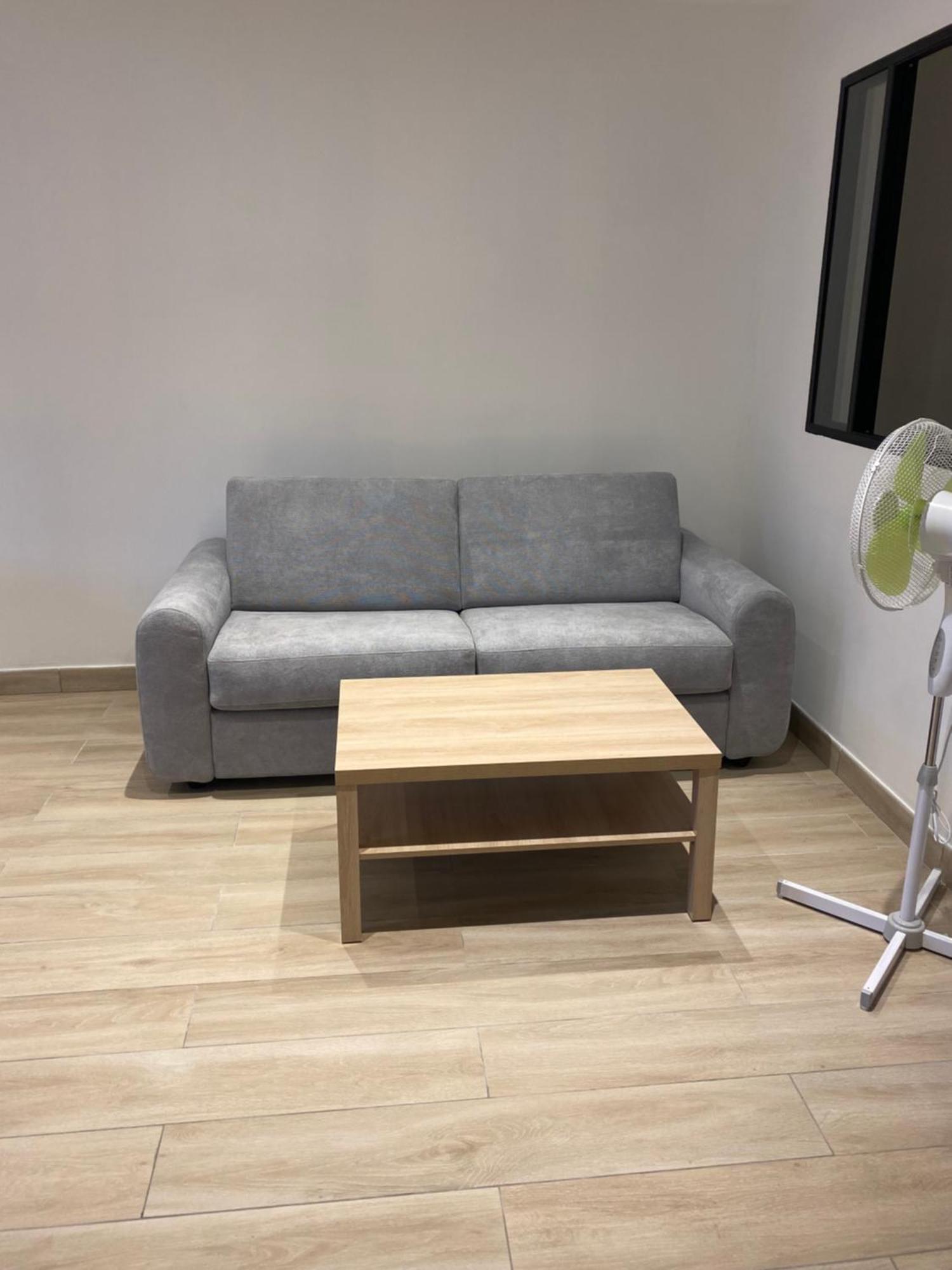 Appartement Ou Studio En Hyper Centre, Pour La Plage Et La Rue Pietonne Il Suffit De Traverser La Rue , Voir La Photo Principale Andernos-les-Bains Luaran gambar